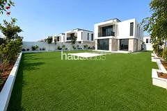 Fairway 4BR Villa | Golf View | Large Plot