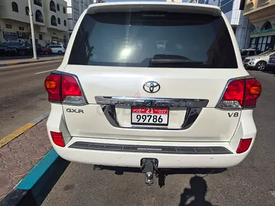 Toyota Land Cruiser 2014 in excellent condition
