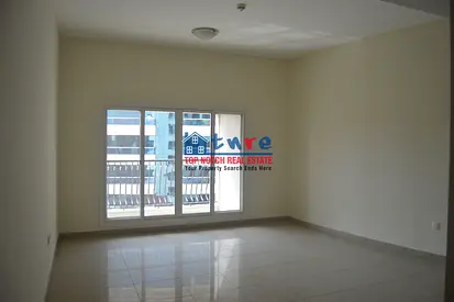 Spacious & Luxurious 3 Bedroom | 3 Balconies | 10 June