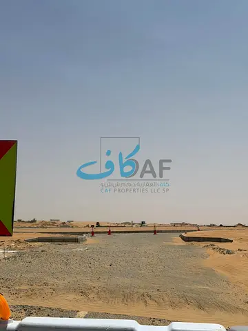 أرض بسعر خرافي للبيع في الشارقة منطقة البليدة 2  تملك لجميع الجنسيات العربية