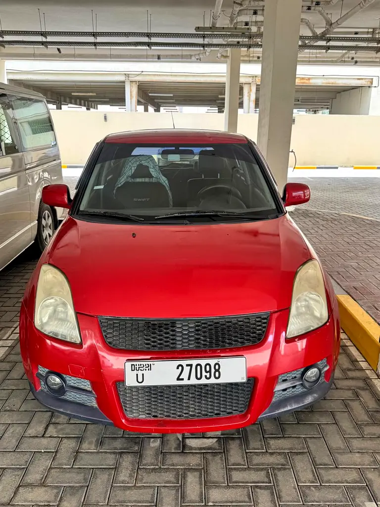 Suzuki Swift 2007 — photo 1 of 8