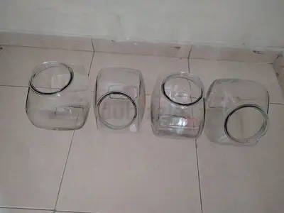 Set of 4 Clear Glass Storage Jars / Canisters