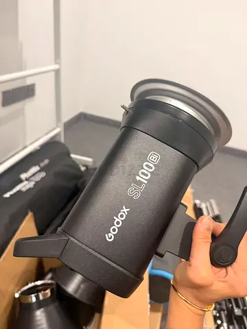 Godox SL100Bi LED Video Light - excellent Condition