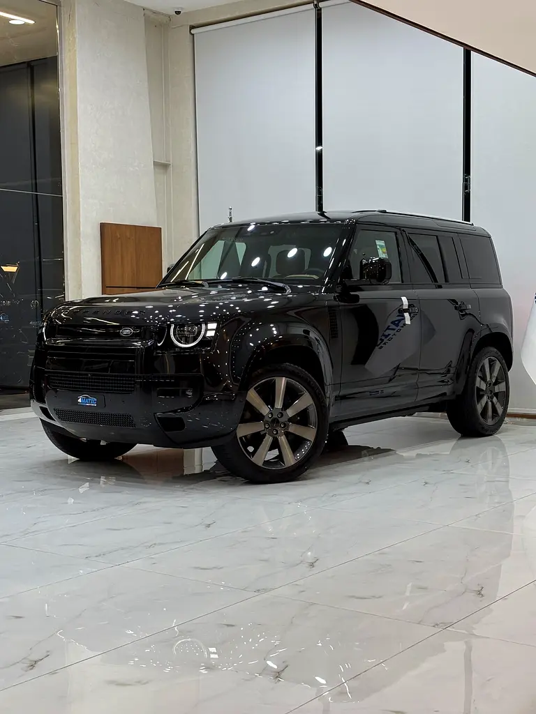 Land Rover Defender 2026