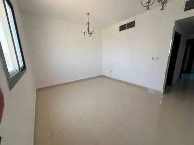 أجمل غرفة وصالة في العالية بأكبر مساحة للسكن العائلي