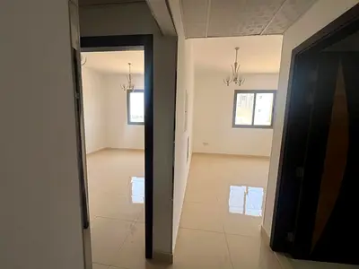 أجمل غرفة وصالة في العالية بأكبر مساحة للسكن العائلي