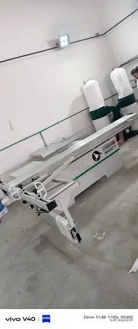 Panel saw