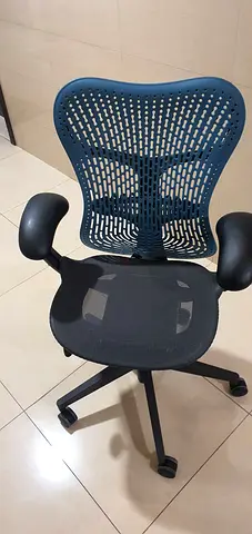 Herman Miller Mirra Chairs For Selling