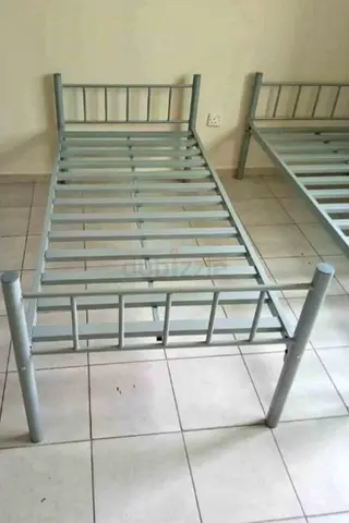Single Metal Bed Frame - Sturdy Silver Single Bed (Used)