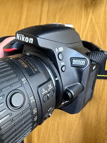 Nikon D5500 DSLR with 18-55mm Kit Lens - Good Working Condition