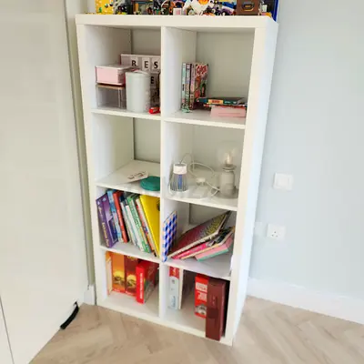 White 8-Cube Storage Shelf / Bookcase - Good Condition