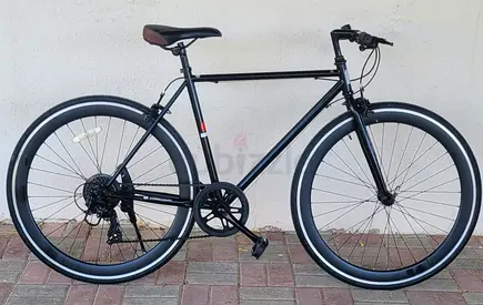 Used mens hybrid/commuter bike - 7-speed, good condition