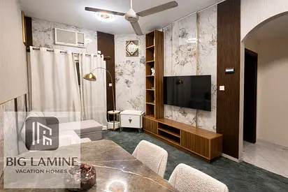 Modern Family 1BR Near Baniyas Metro