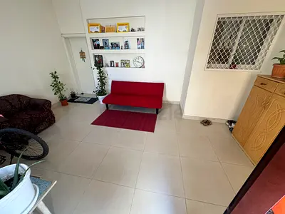 Clean  neat Room for rent in Satwa for Kerala couples