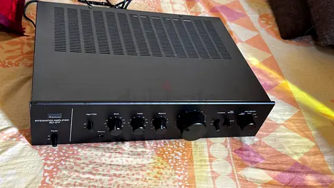 Sansui AU-217 Made in Japan 230v integrated Stereo Amplifier