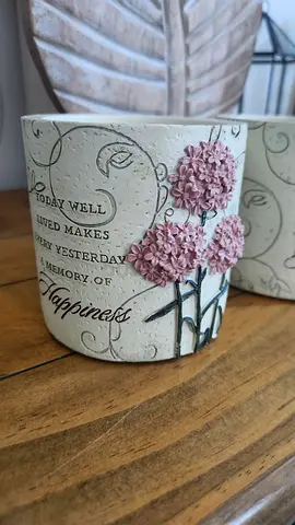 Lifestyle ceramic candle holder set