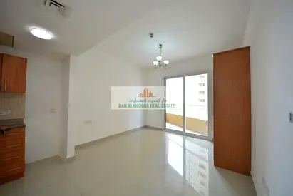 Pay it in 12 CHQS | Balcony | City & Lake View