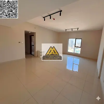 بلكونة باطلالة مفتوحة علي برج الساعة | شقة جديدة تاني ساكن | صاله منفصلة | غرفة خادمة | سهل المخرج للشارقة ودبي