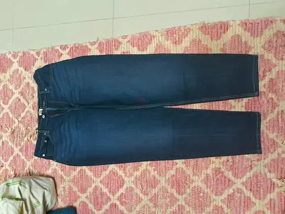 Dark blue womens skinny jeans - good condition