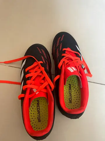 Adidas Predator Junior Football/Soccer Boots - Size 36