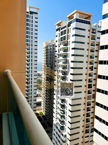🏡 شقة 3 غرف وصالة للبيع (إعادة بيع) في Ajman One Towers