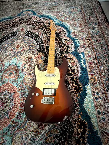 Godin session sun burst left handed 2017 (sold for 300)