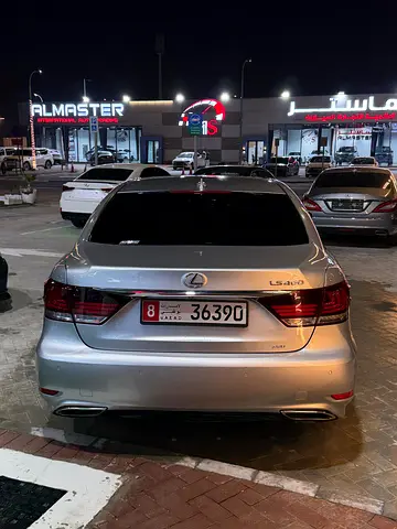 صورة 5 لـ 2015 Lexus LS-SERIES