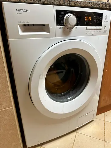 Hitachi 7kg Front Load Washing Machine - Good Working Condition