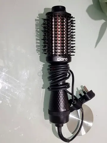Clara electric hot air brush - used, working