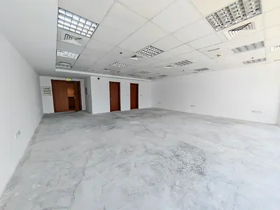 Premium Grade Office for Rent in Port Saeed | 900 Sqft | Chiller Free