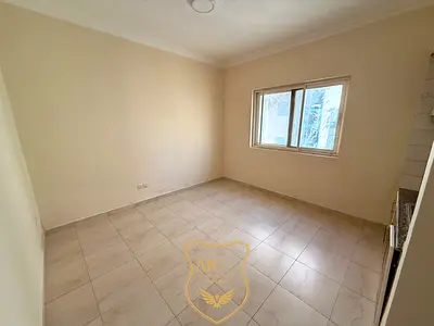 Studio Apartment Available Near Rolla Bus Stop