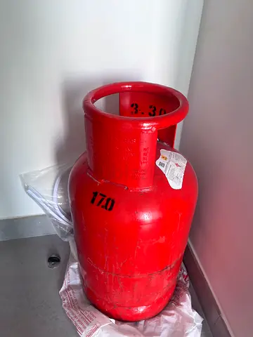 Red LPG Gas Cylinder (Full-Size) - Used