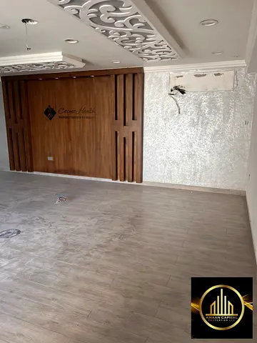 فيلا تجارية بمساحة كبيرة على شارع الاتحاد مباشرة للايجار السنوي