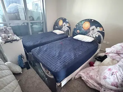 Single Beds with Great Mattresses and Dresser