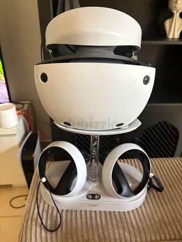 Playstation 5 VR 2 - charging stand - also have the box