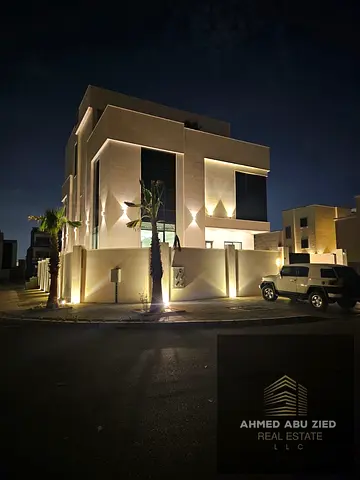 Luxurious and distinctive corner villa for sale | 7 master bedrooms- Central air conditioning- Elevator | Freehold for all nationalities- Inheritable
