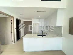 Luxurious | Spacious | Close to Mall