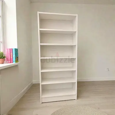 White 7-Shelf Bookcase — Excellent Condition