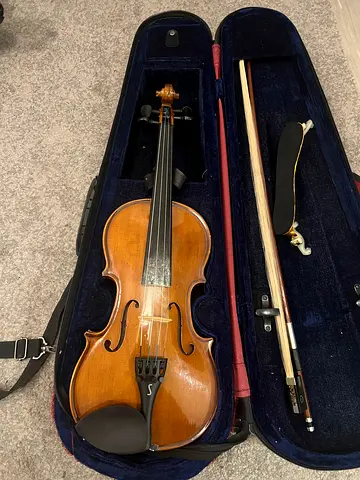 Stentor Violin