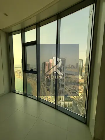 فرصة مميزة للإيجار – الممزر 🔥  🏢 شقة راقية بموقع ممتاز جداً على مخرج دبي مباشرة 🏠 غرفتين وصالة بمساحات واسعة وتشطيب ممتاز  ✨ مميزات الشقة: ✔️ باركن