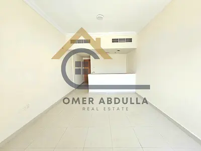 15 Days Free Spacious Studio With Wardrobe For Family Near by School Zone