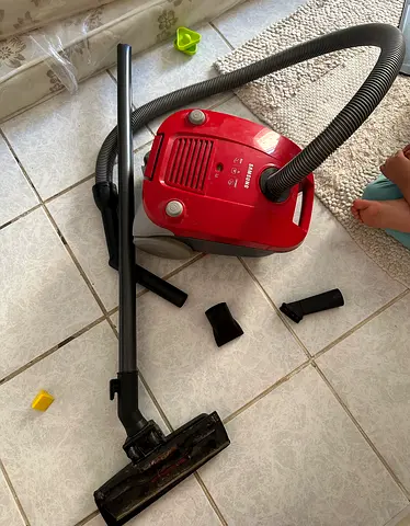 Vacuum cleaner