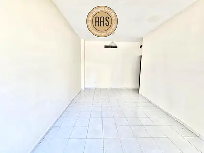 Spacious 2BHK Apartment | Gym & Kids Play Area || Opposite Nadha Park