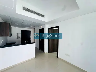Three bed with additional guest room | Vacant