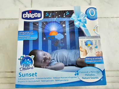 Chicco First Dreams Sunset Crib Projection Mobile - Musical Night Light (0m+)