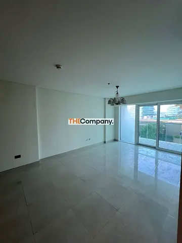 Elegant Unit | Partial Sea View | Ideal Investment
