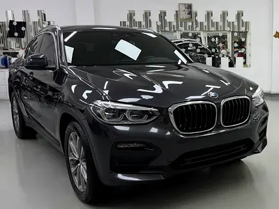 Gcc .. FSH .. Original paint .. Perfect Condition .. 4 CYL