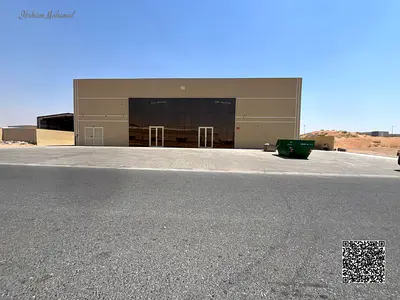 Showroom for Rent in Umm Al Thuoob Industrial Area – 6,500 Sq.ft | Water, Electricity & Sewage Connected