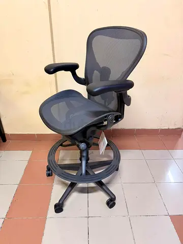Latest Remastered V2 Version Herman Miller Aeron Chair Fully Adjustable Graphite Size B