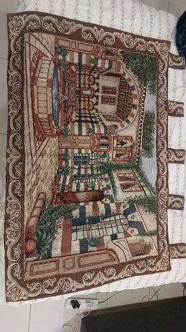 Wall tapestry rug with damascus house scene - great fabric quality